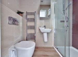 Photo 17- click for photo gallery